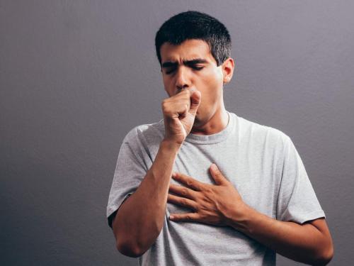 Adakah hubungan antara nyeri dada saat menguap dan TBC?  : Okezone kesehatan