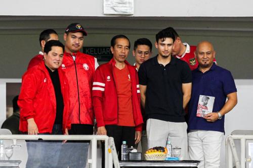 Kepanikan di Media Vietnam Timnas Indonesia dikabarkan akan kedatangan 5 pemain naturalisasi lagi: Timnas Vietnam akan kesulitan!  : Okezone Dia